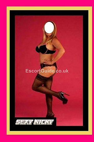 Sexy Nicky Escort in Dundee