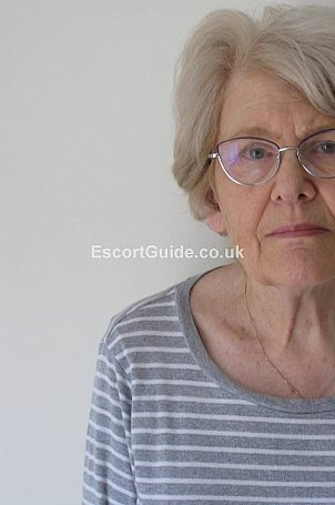 Granny Escort in Leicester
