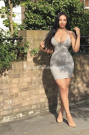 Sexy Carolina Escort in London