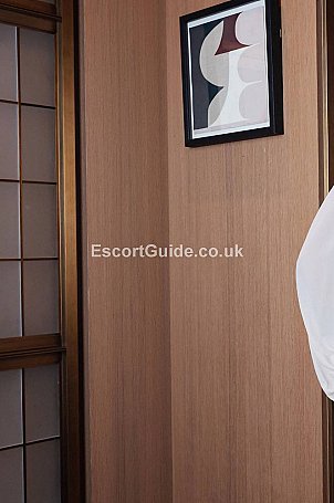 Miss Ava Green Escort in London