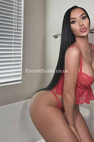 Sonia Escort in Gatwick