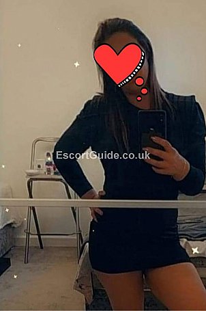 Yrene Escort in Milton Keynes