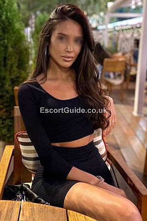 Lavisa Escort in London