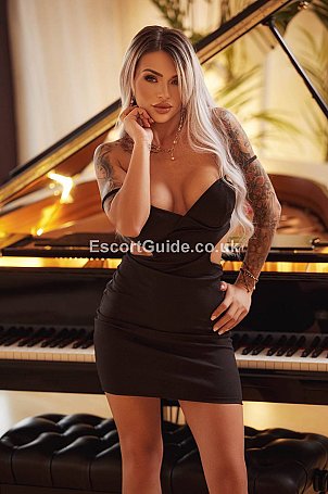Sofia Escort in London