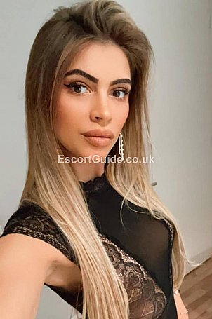 Sheena Escort in London