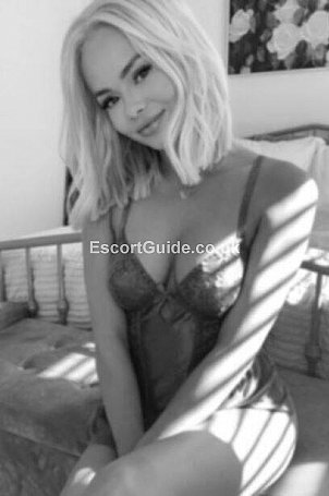 sexylucy Escort in Cardiff