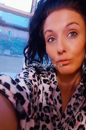 Miss Pleasures Palace Escort in King's Lynn