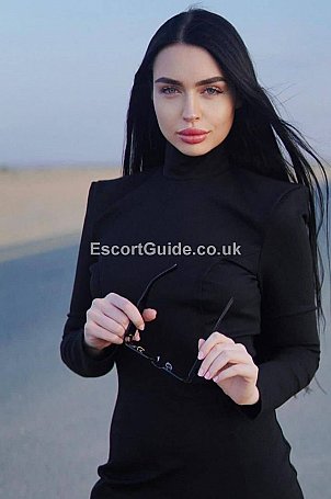 Clodia Escort in London