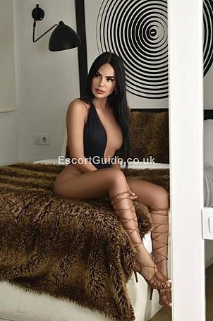 Dondi Escort in London