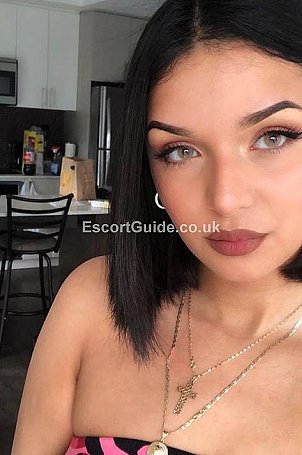 Isabella Eva Escort in Newbury