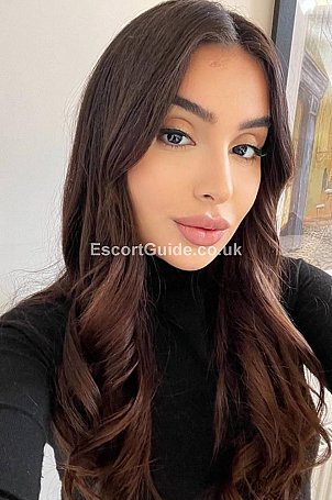 Minilla Escort in London