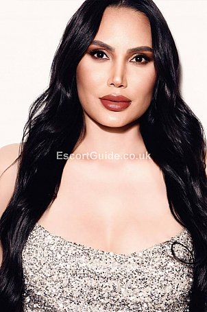 Garnet Escort in London