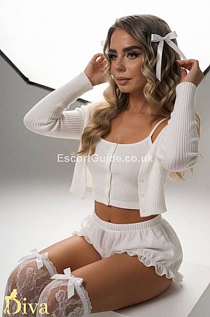 Kombucha Escort in London