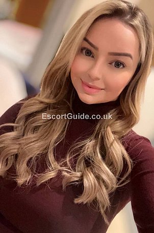 Erotea Escort in London