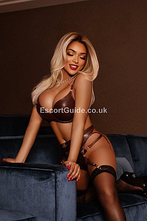Noa Aliya Escort in Manchester