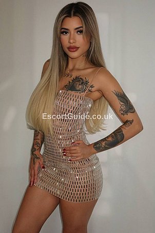 Masandra Escort in London