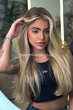 Elvin Escort in London