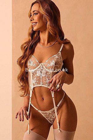 Hange Escort in London