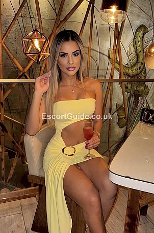Nina Escort in Chester