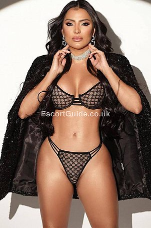 Tetty Escort in London