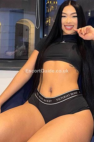 Josefa Escort in London