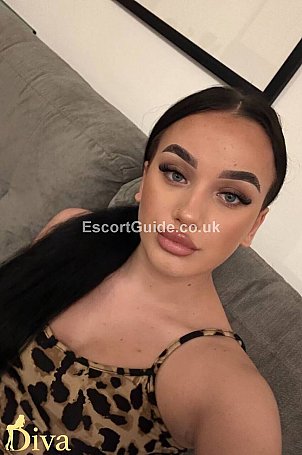 Deonna Escort in London