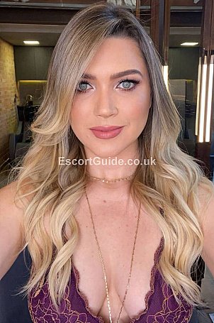 Ponita Escort in London