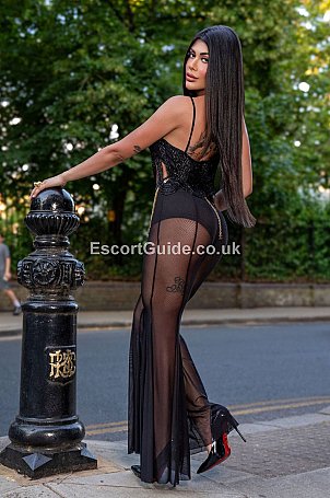 Amy Escort in London