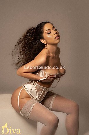 Ether Escort in London