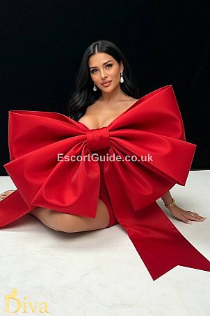 Rioja Escort in London
