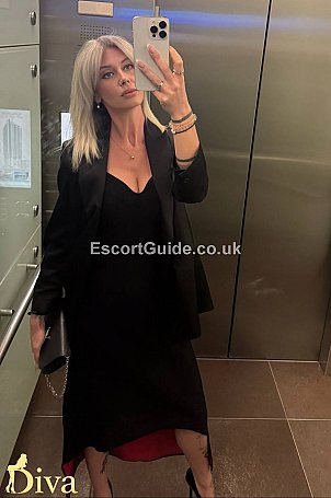 Christelle Escort in London