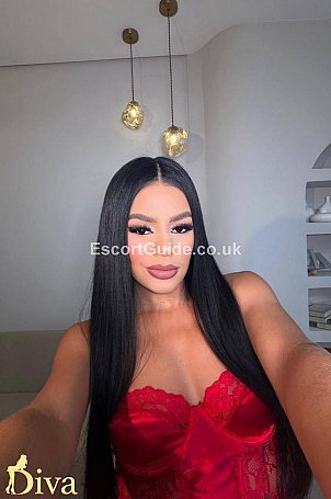 Sancia Escort in London