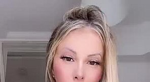 Paty Blond Escort in London