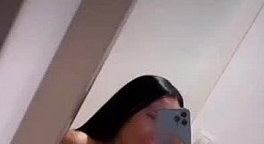 Madirela Escort in Dundee